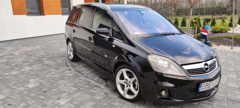 Opel Zafira B OPC LINE