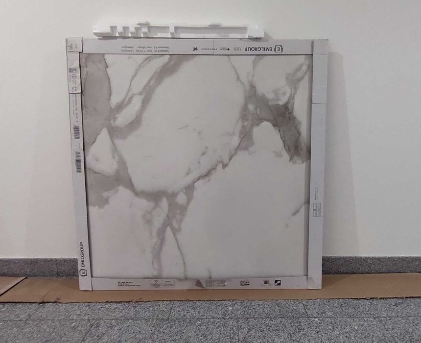 Sprzedam płytki Provenza UNIQUE Calacatta regale / Emil BeS Concrete
