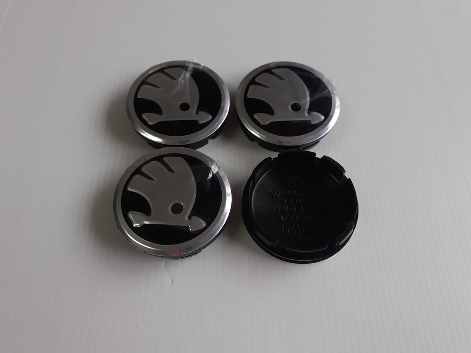 Centros/tampas de jante completos Skoda com 56, 60, 65 e 68 mm