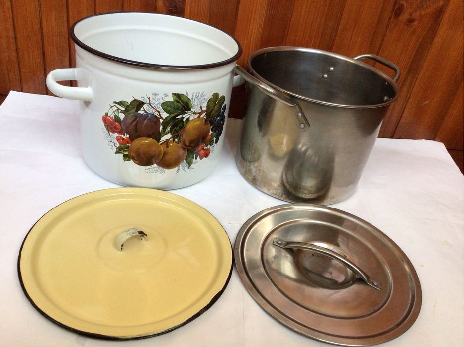 Чугунна гусятниця, кастрюлі 7л., 6л..