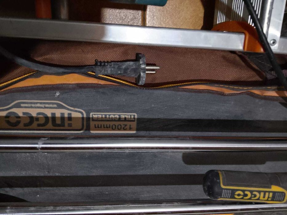 Vende-se ferramentas