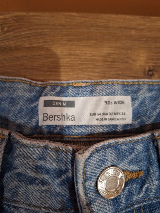 Damskie spodnie Bershka