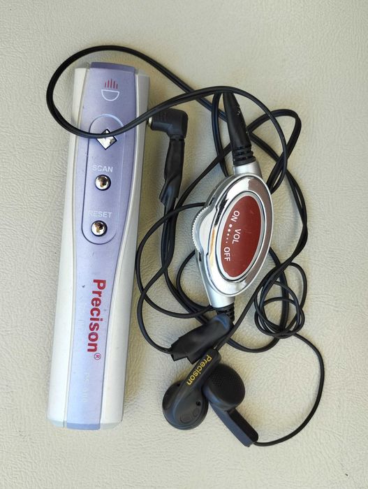 Auriculares com rádio FM / AM – antigo vintage