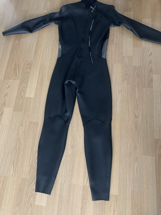 Гидрокостюм   Aqua Sphere