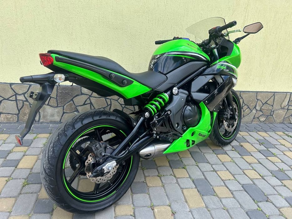 Kawasaki ninja 400r