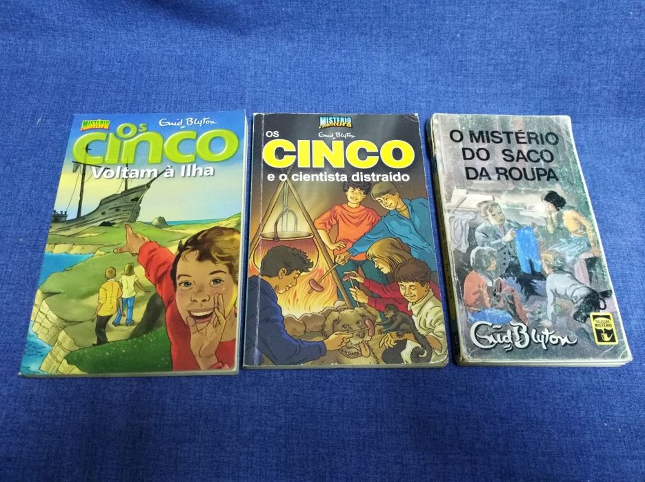 Livros juvenis vários.