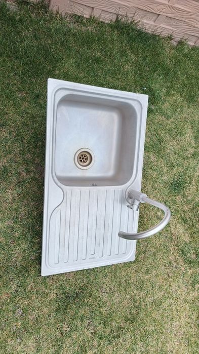 Zlew jednokomorowy + bateria