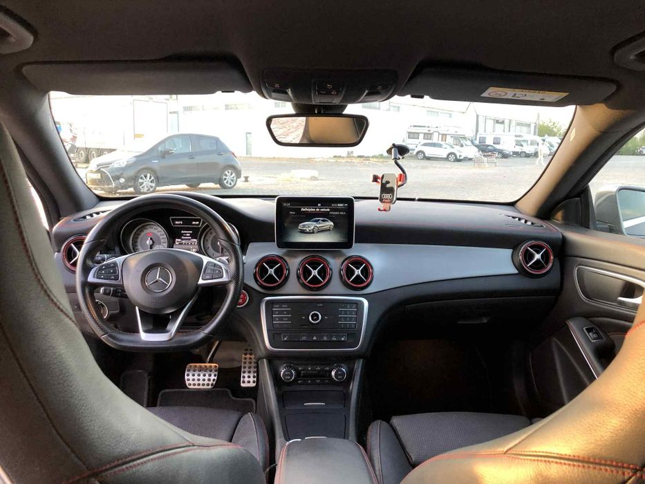 Mercedes-Benz Cla 250 amg aceito retomas
