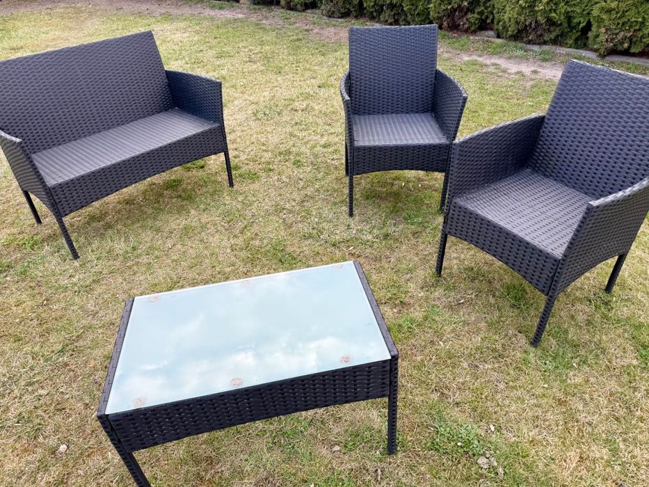 Komplet zestaw mebli ogrodowych