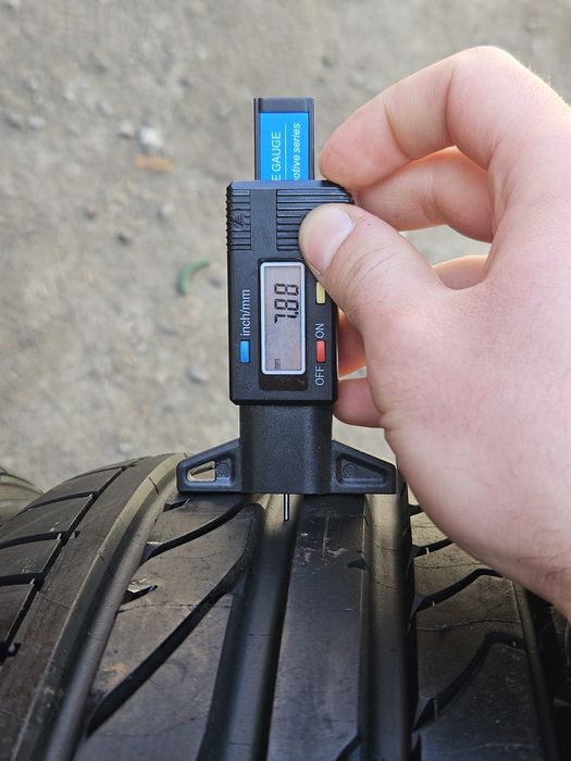 Шины БУ 205 40 R 17 Bridgestone Potenza RE050A комплект лето