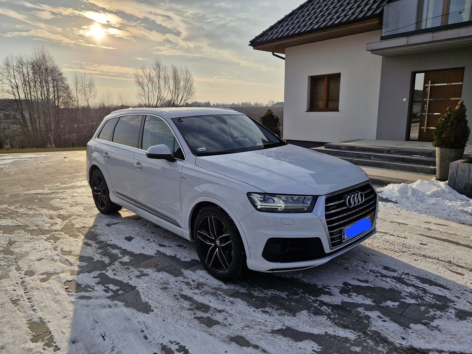 Audi q7  2015 s-line tylnia oś skrętna pneumatyka