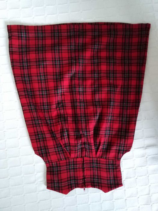 Vestido Vermelho e Negro H&M