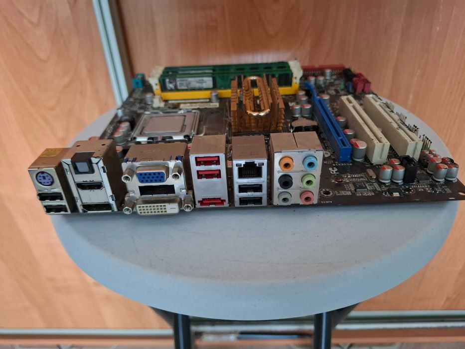 Płyta główna Asus P5N7A-VM + Core2Quad Q6600 + 8GB RAM nr 367