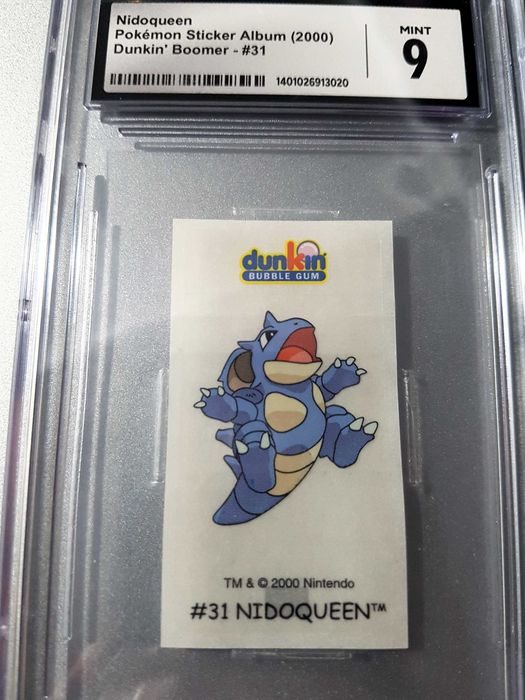 Nidoqueen "Dunkin Boomer" - CGC 9 - Pokémon 2000