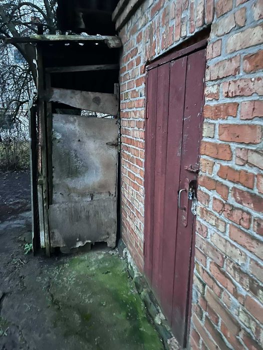 Пропонуємо до продажу будинок в центрі міста Городище