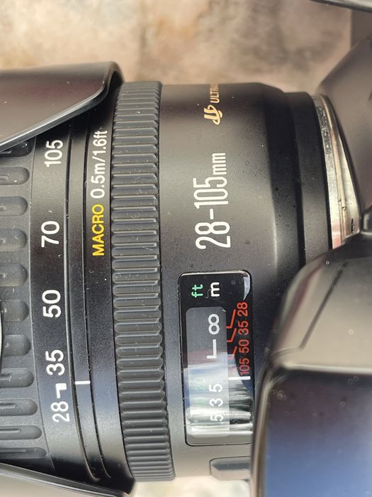 Câmara Fotográfica e Objetiva