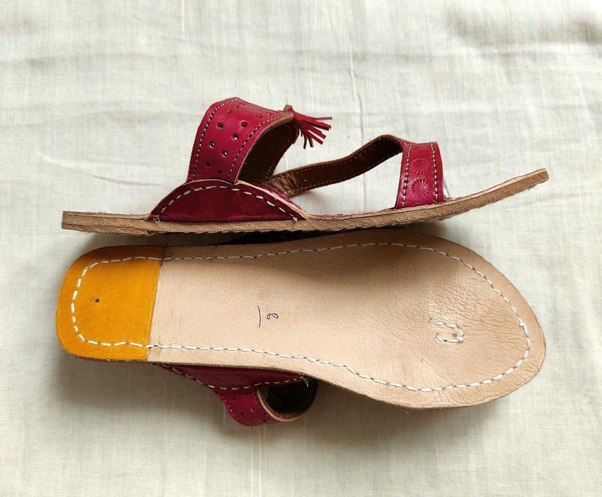 Skórzane japonki kohalpuri 37 orientalne boho hippie retro czerwone
