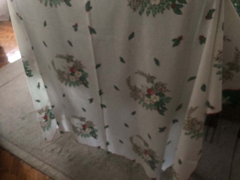 Christmas Tablecloth426579795274649601