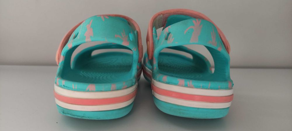 Crocs Kids Sandal Pool С10 на 27 крокси Сандалі Босоніжки оригінал