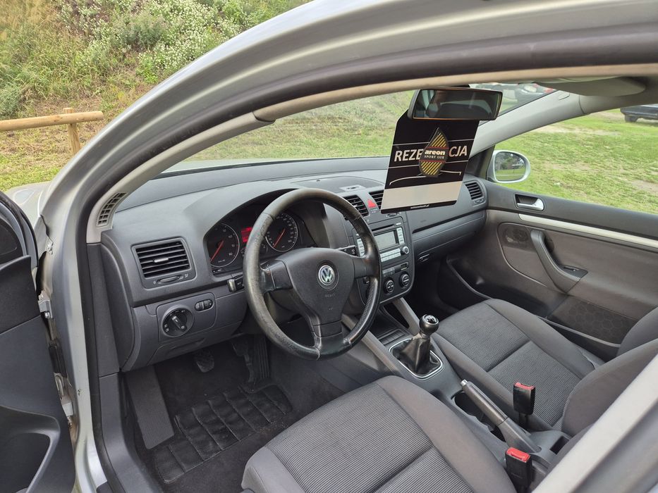 Golf 5 1.6 MPI 102km