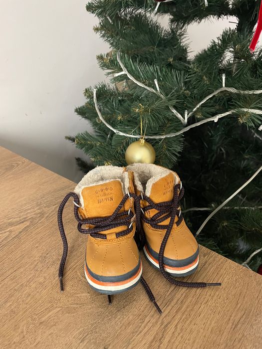 Дитячі зимові черевички Zara