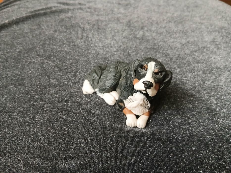 Figurki mini pieski fajans