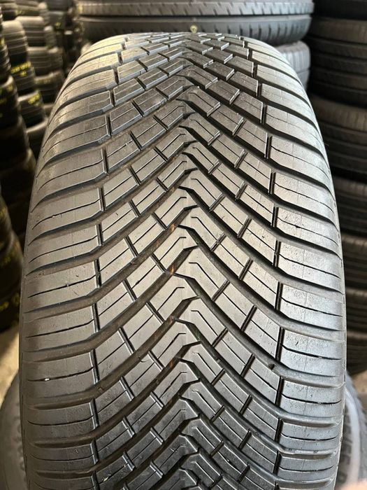 Шини Всесезонні 255х55хR19 Continental AllSeasonContact / 4 Шт 95% Протектор