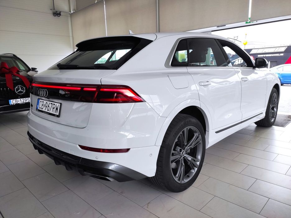 Audi Q8 Salon Polska Sline zawieszenie pneumatyczne , matrix