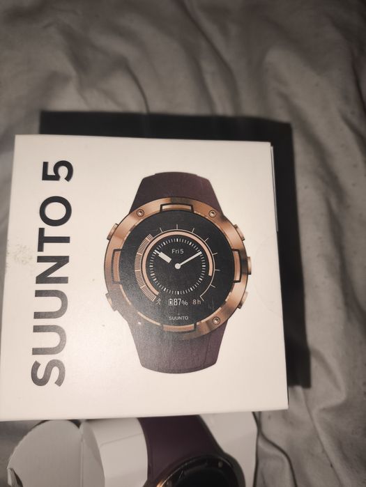 Продам часы Suunto 5