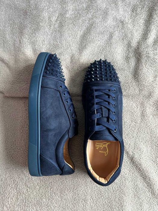 christian louboutin w Twojej okolicy? Sprawdź kategorię Moda