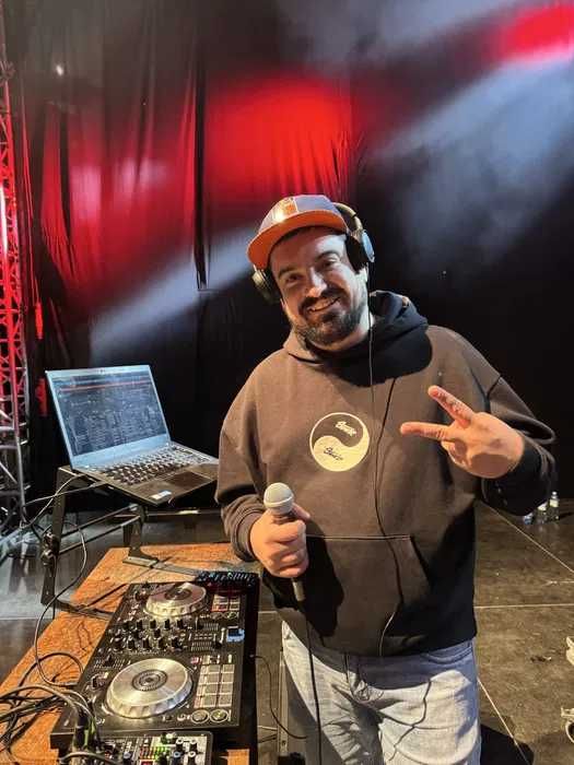 DJ na imprezy | Wesela, Urodziny, Firmówki, Studniówki |