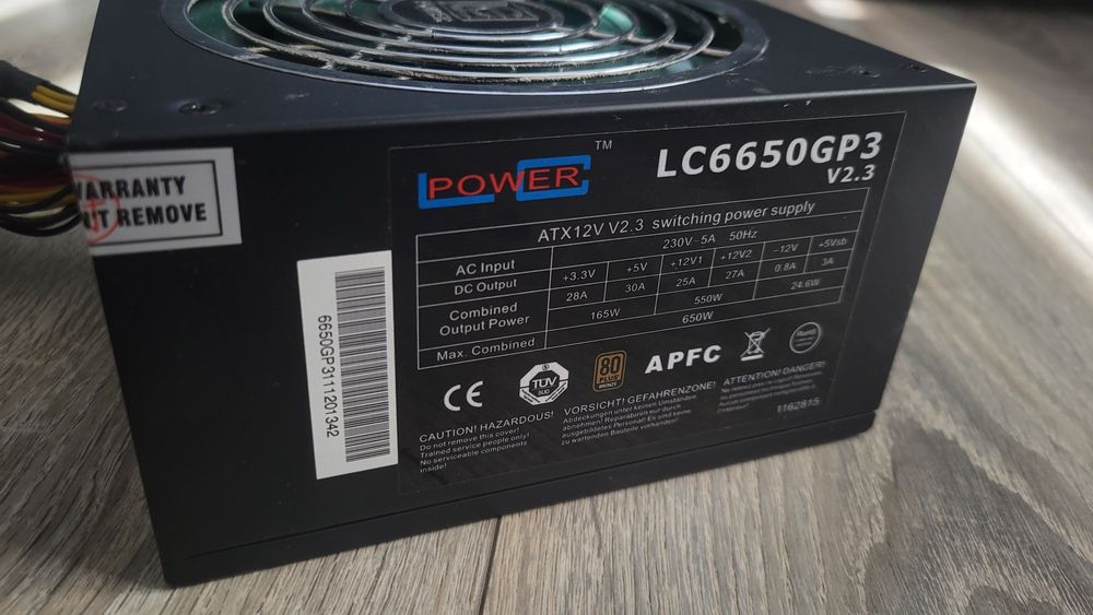 Блок живлення Lc Power на 650W