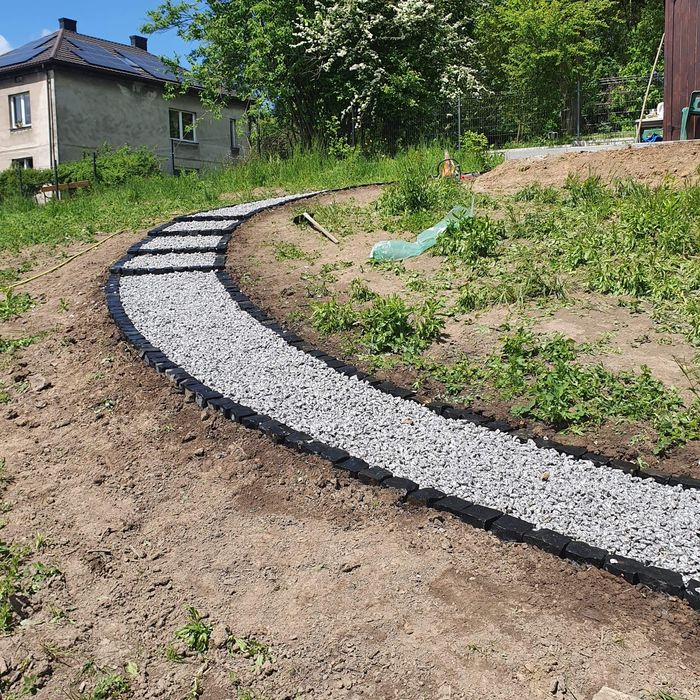 Uslugi koparką i ukladanie kostki brukowej