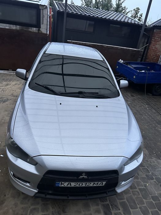 Mitsubishi lancer 10, 2.0 бензин, ідеальний стан