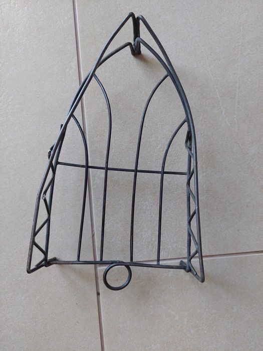 zabytkowa podstawka pod żelazko