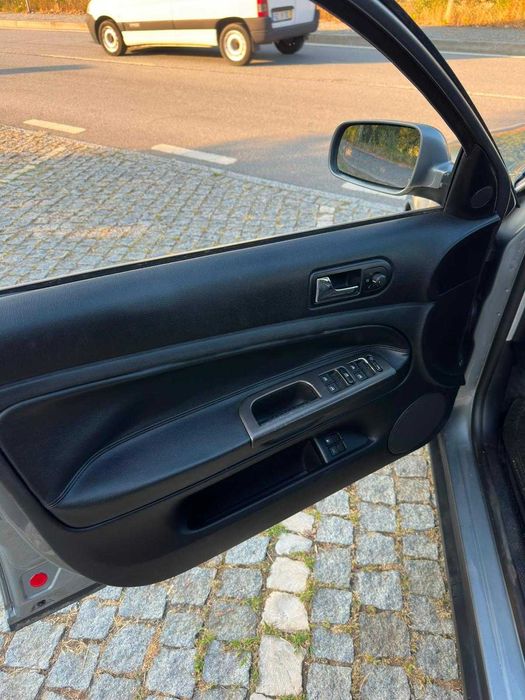 Volkswagen Passat Variant 1.9 TDi [ PD 130 Cx ASZ ] — photo 5