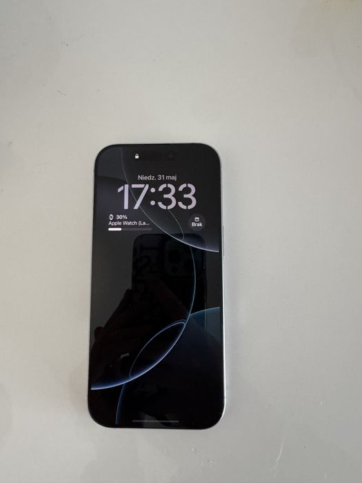 Iphone 16 pro biały