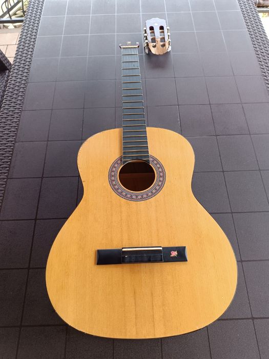 Gitara every play