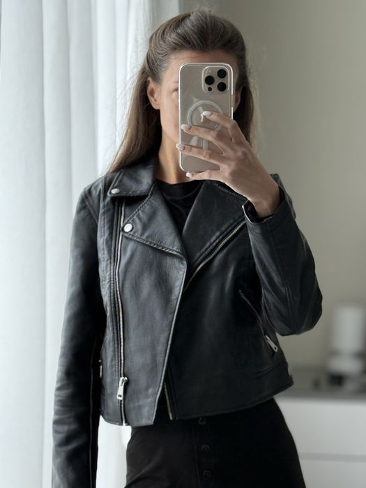 Шкіряна куртка (шкірянка)