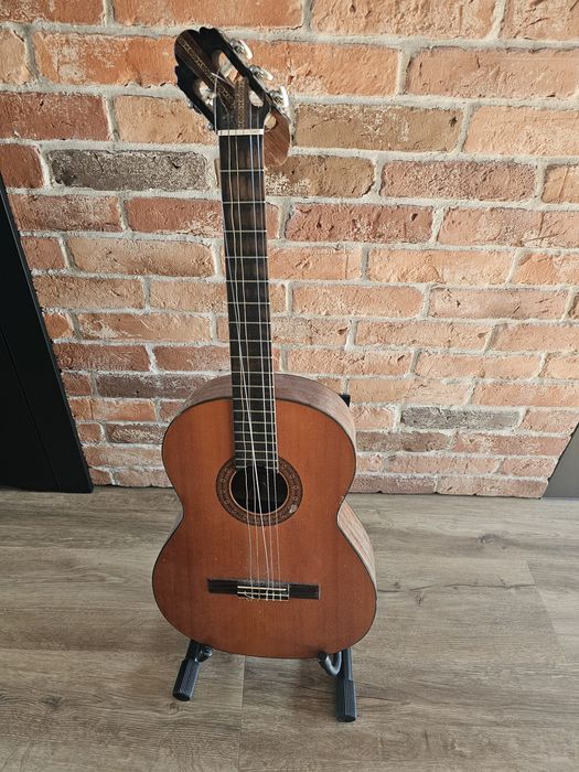 Gitara japońska klasyczna do naprawy