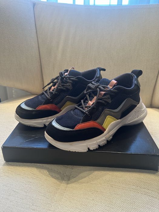 Кросівки Zara жіночі 37 розмір