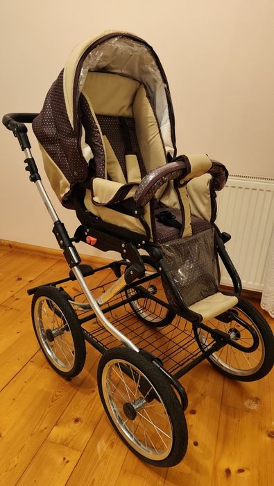 Wózek dziecięcy z nosidełkiem i bazą
