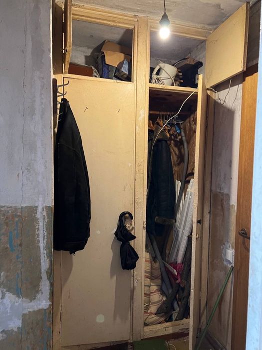 Продаж 1к вул. Вечірньокутська 52