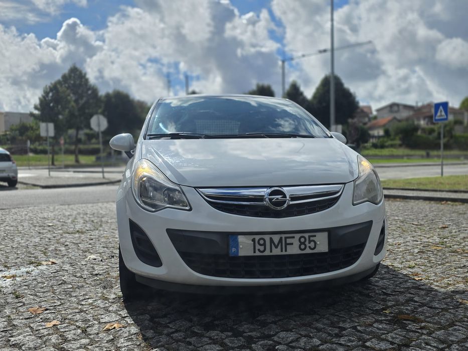 Opel Corsa D FaceLift C/Nova