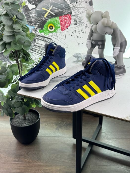 Кросівки Adidas Hoops 2.0 39 розмір Е14281