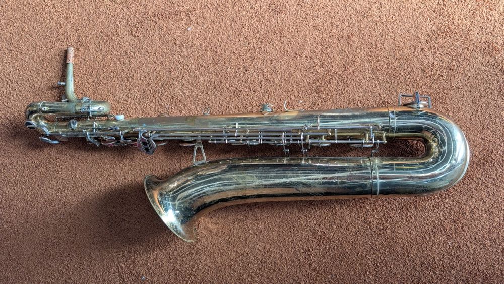 Saxofone Baritono Musica Steyr Bb
