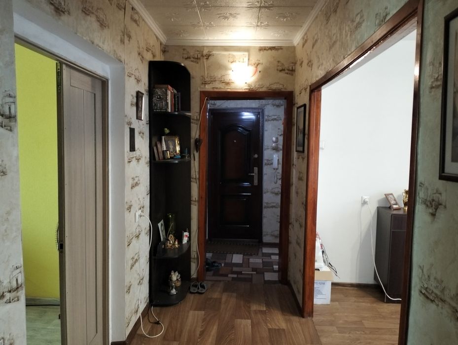 Продаю 4-х ком.кв.6/9 ул.академика Александрова