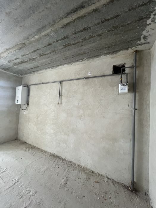 Продаж 2 кім квартири в зданому та заселеному будинку біля Львова ( Винники)  з гаражем