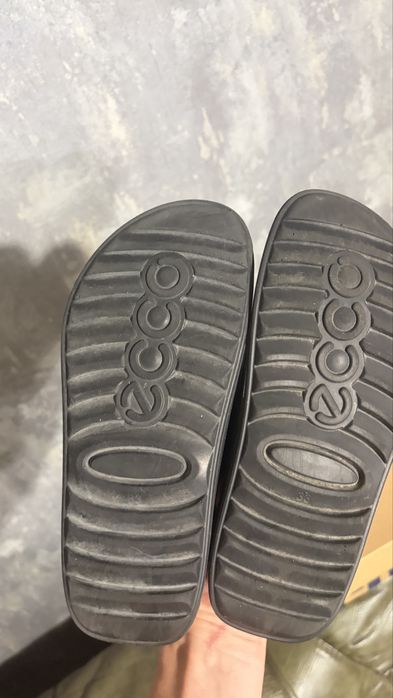 Босоніжки Ecco cozmo