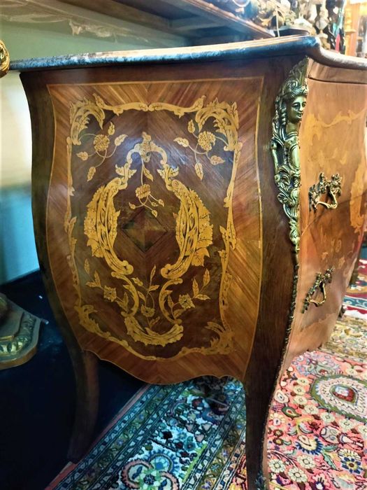 Cómoda Dona Maria Barriga 2